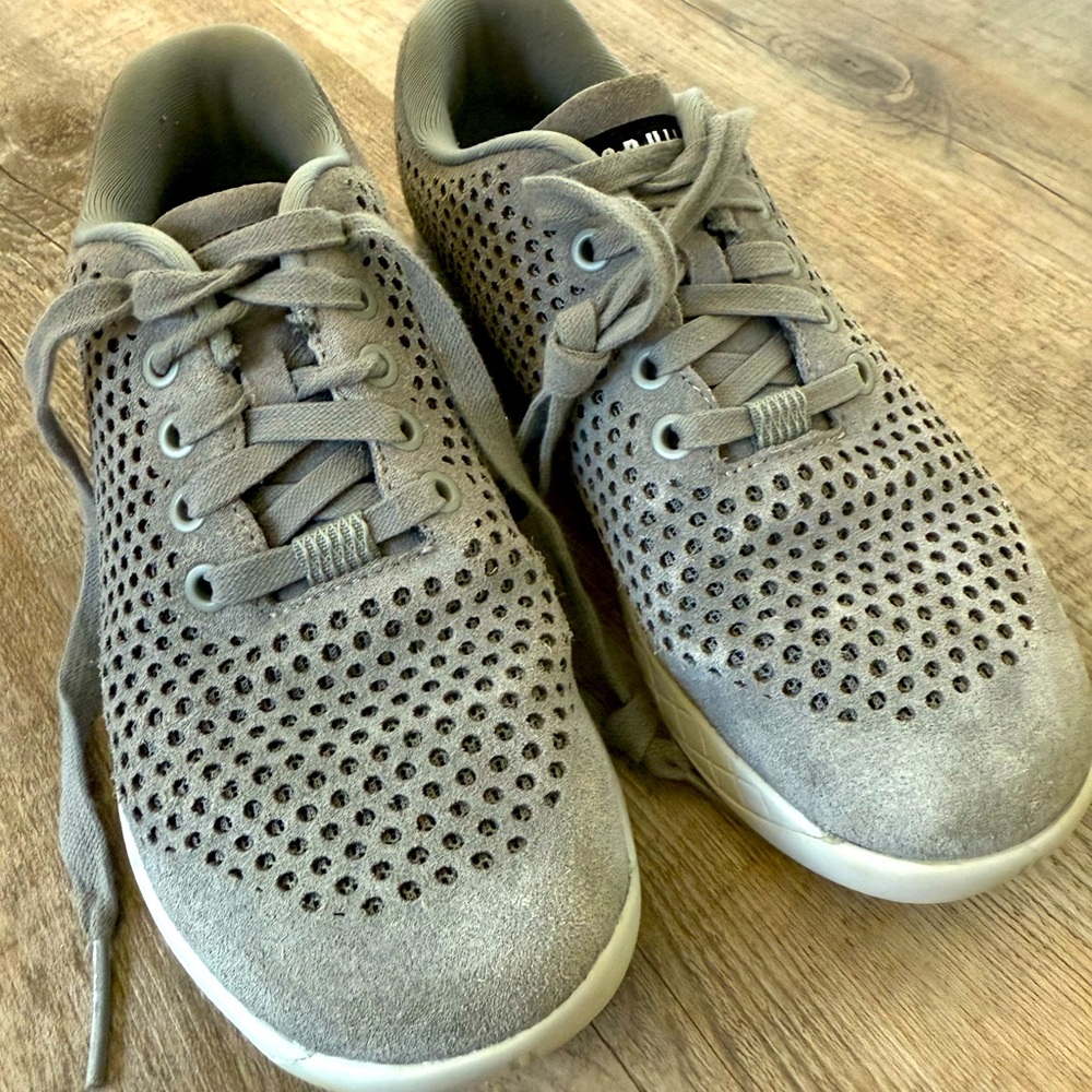 NOBULL women’s size 7